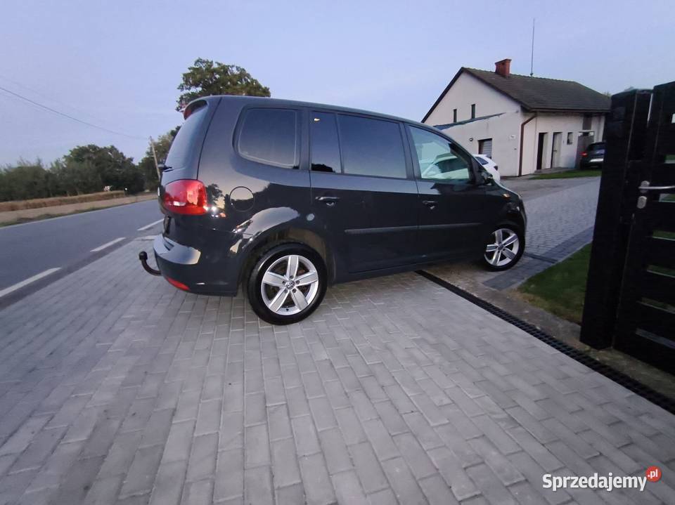 VW Touran bezwypadkowy przygotowany do klimatyzacja Drogomyśl sprzedam