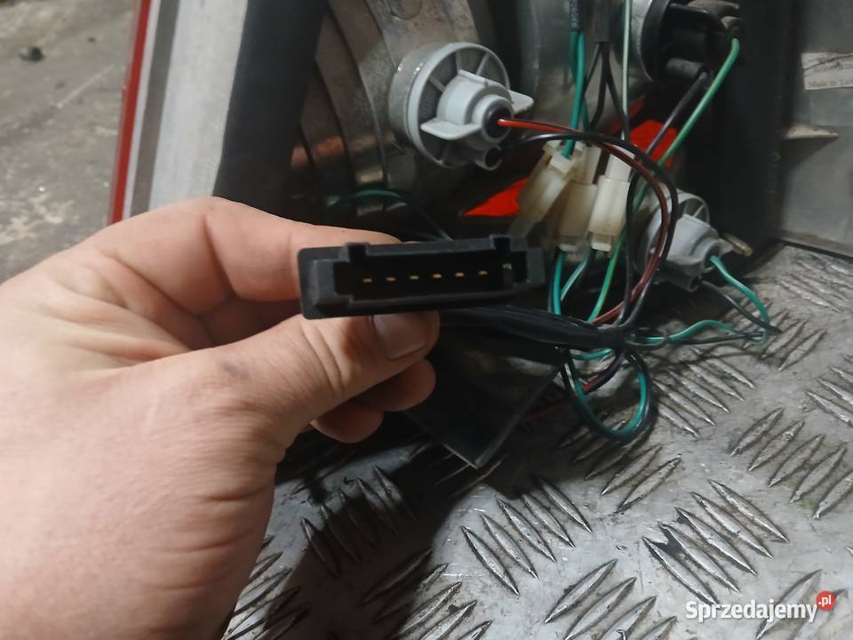 LAMPY TYLNE MERCEDES C W203 W 203 LED DIODOWE Radłów