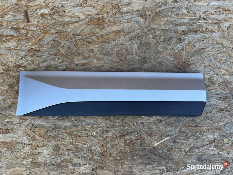 Listwa drzwi tył prawa rh skoda enyaq 5LG854950