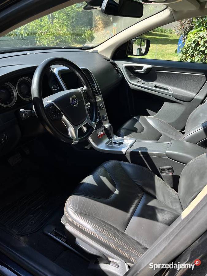 Volvo xc60 20d nieuszkodzony Warszawa