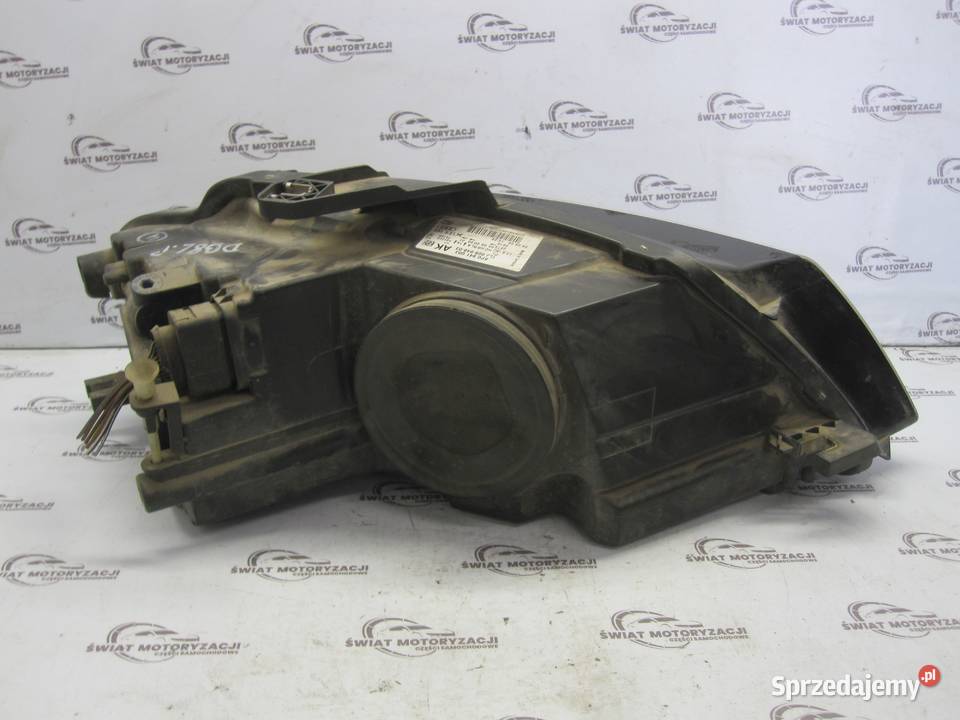 AUDI A3 8P II LIFT 10r lampa lewa przód ANGLIK Kielce