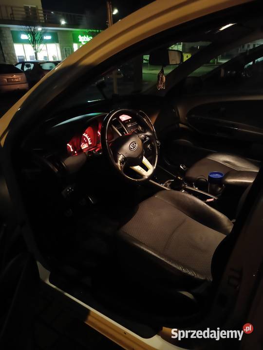 Kia Ceed 16 crdi z 2011 roku o mocy 90 z diesel lubelskie Lublin