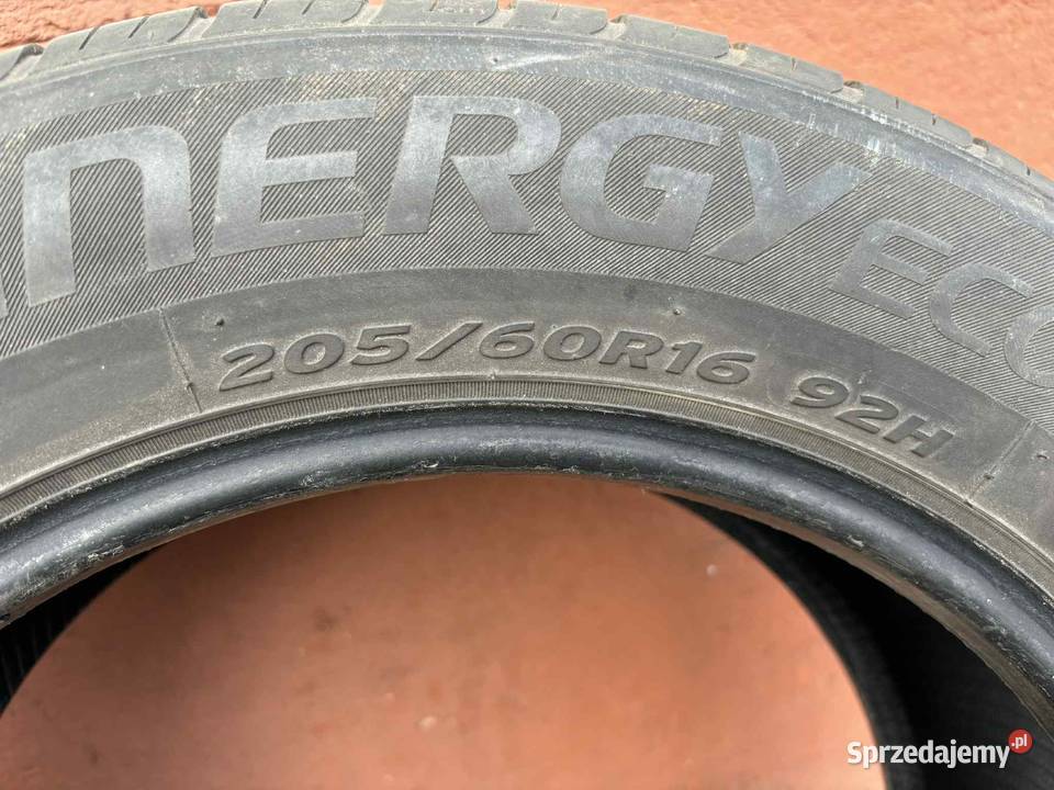 Opony Hankook 20560 R16 sprzedam