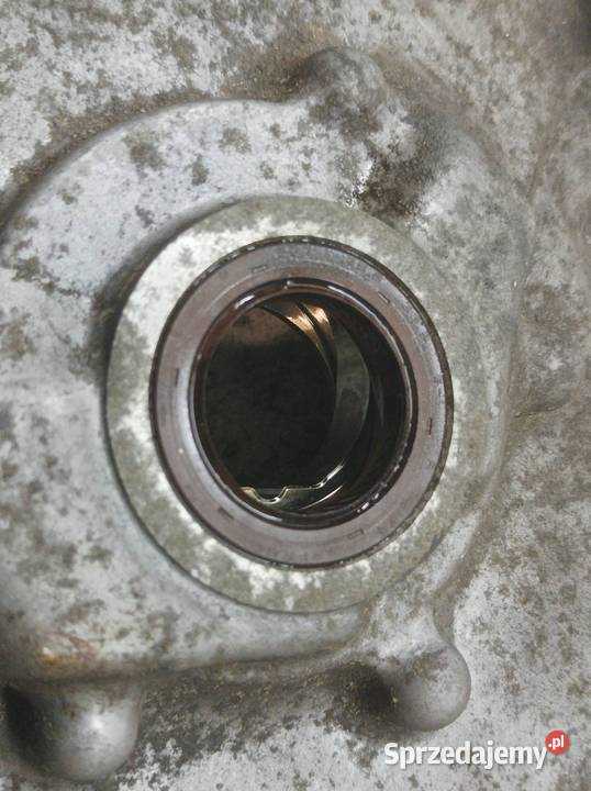 POMPA OLEJU 1 13 Toyota VersoS I 20102017 Rok produkcji 2011