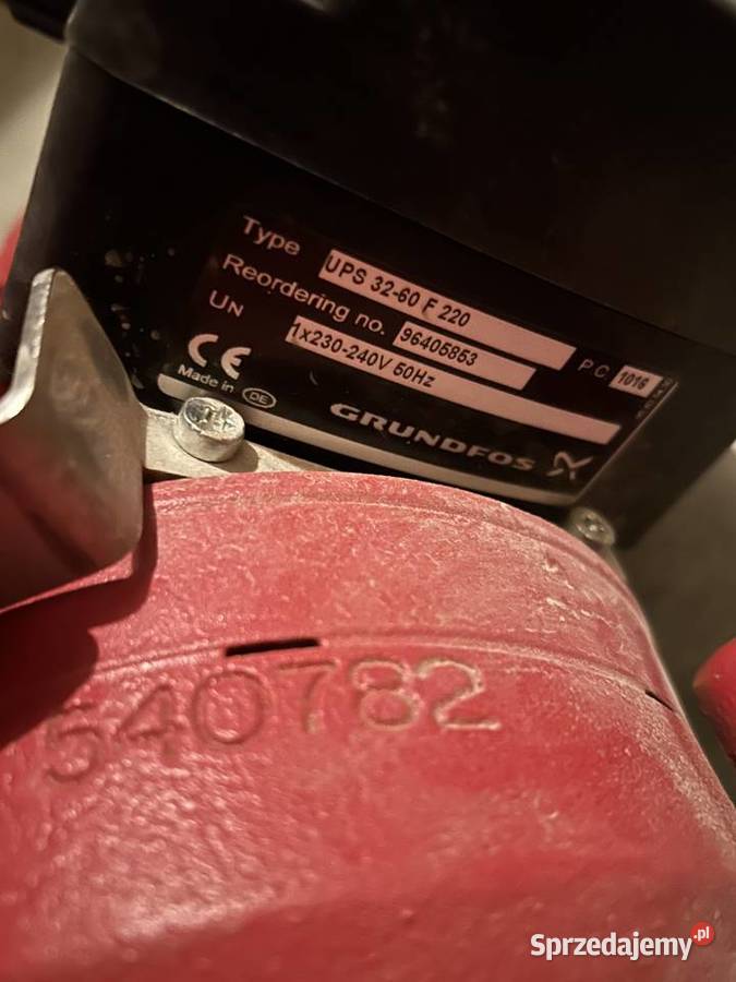 Pompa obiegowa Grundfos UPS 3260F Pleszew