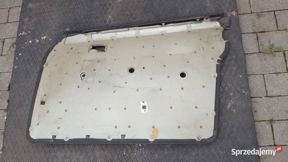 Mercedes W123 boczek lewy 3 seria osobowe Przeźmierowo