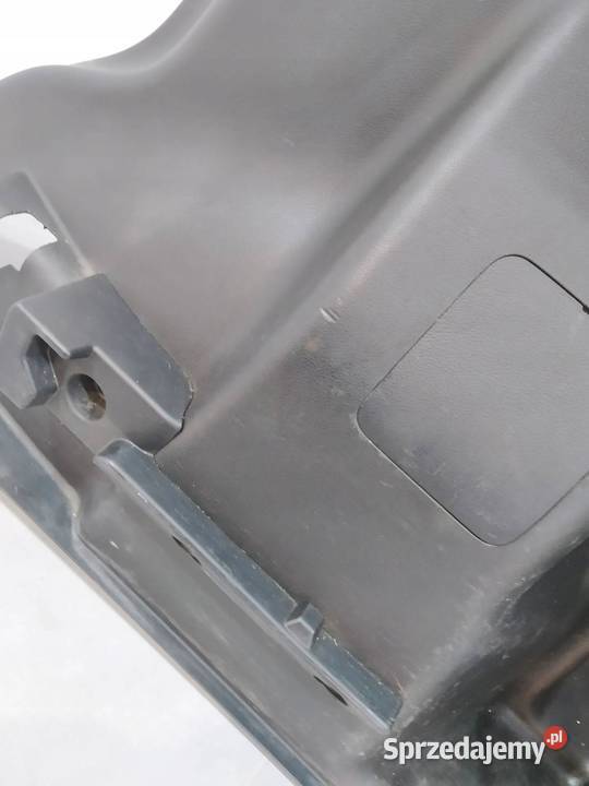 TAPICERKA BOCZEK BAGAŻNIKA PRAWY TYŁ Suzuki