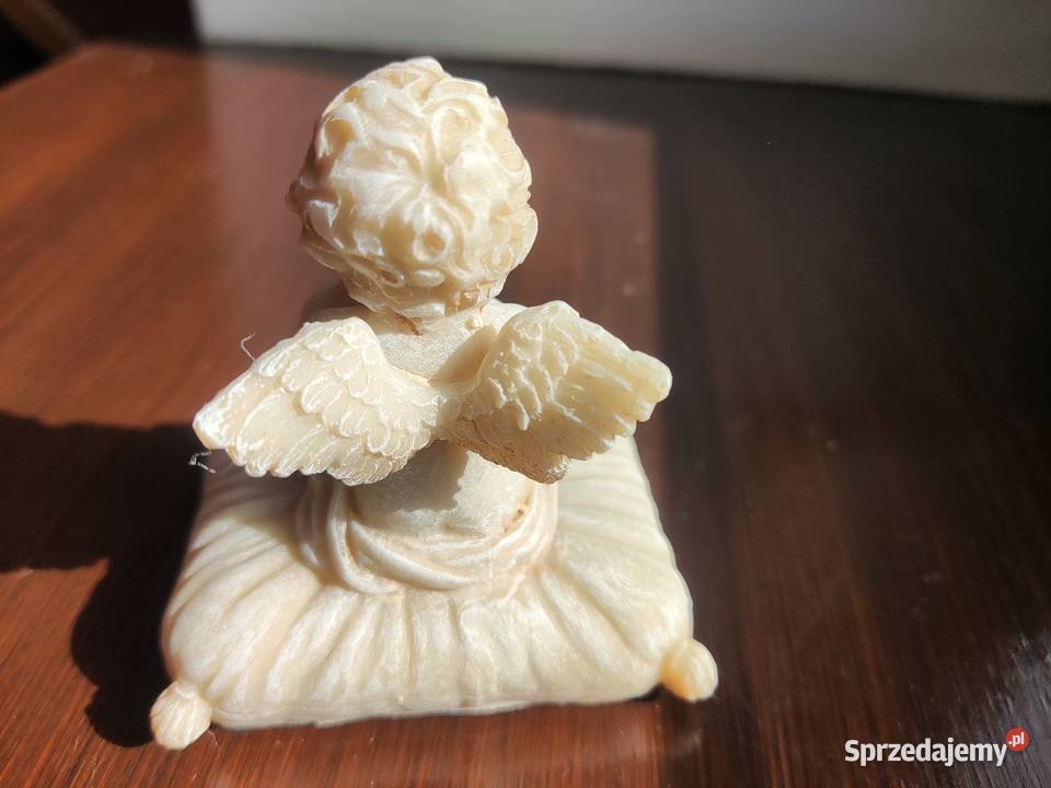 Aniołek Z Serduszkiem Figurka