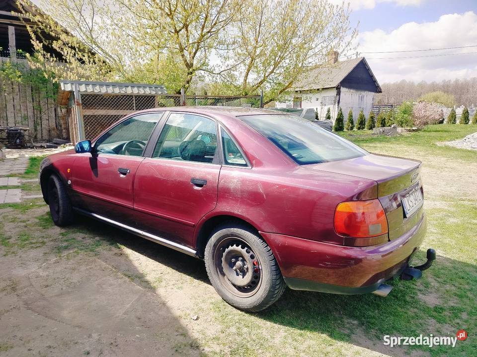 Audi a4 b5 16mpi gaz Sprawna sprzedam