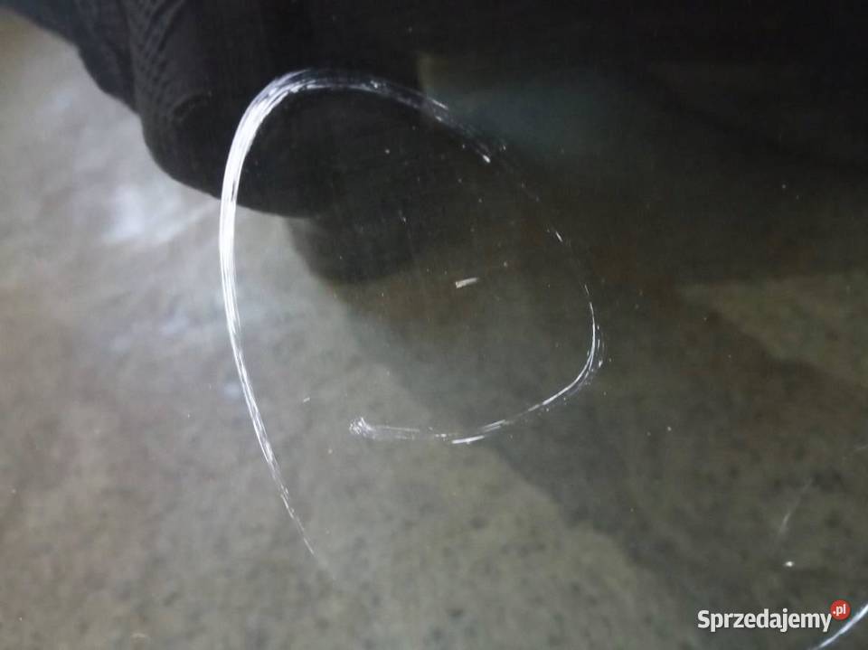 DRZWI PRAWE TYŁ CZARNE SEDAN Bmw Seria 5 V