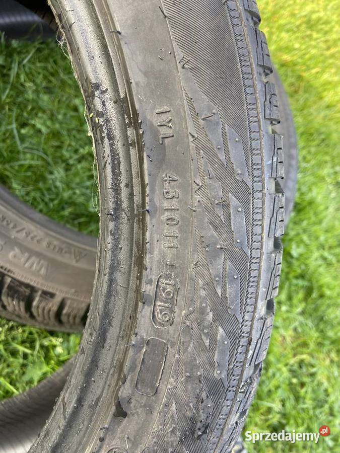 Opony zimowe NOKIAN 22545R18 Mszana Dolna sprzedam