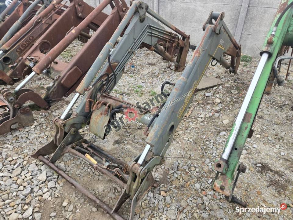 Ładowacz czołowy Agram Q630 Byków