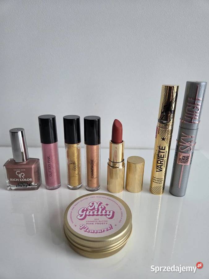 Zestaw kosmetyków Douglas glitter pomadka do ust