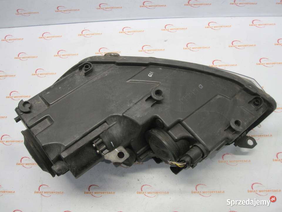 VW GOLF VI 09r lampa prawa przód 5K2941006H osobowe Kielce