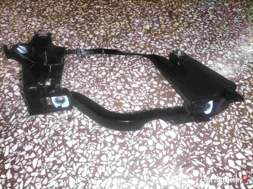 Ślizg lampy prawej przedniej BMW E60 E61 E60 E61 Poręba