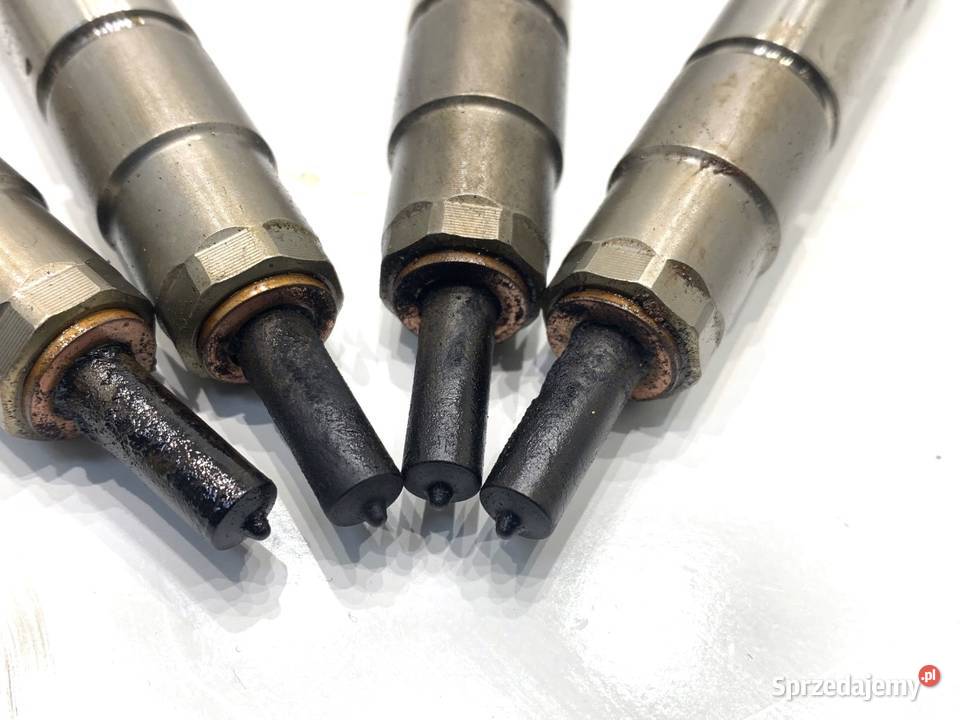 WTRYSKIWACZE KOMPLET AUDI A3 8V 04L130277AD 16 osobowe Układ paliwowy