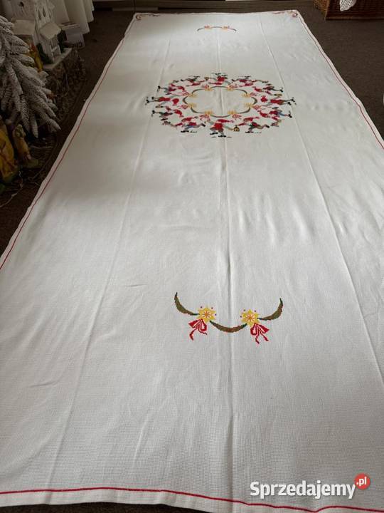 obrus ręcznie haftowany krasnoludki rękodzieło Obrusy Zabrze sprzedam