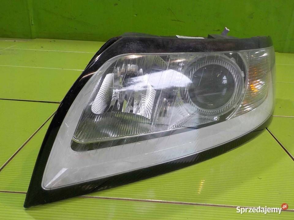 VOLVO S40 II LIFT 09r lampa lewa przod 31265700 Suków