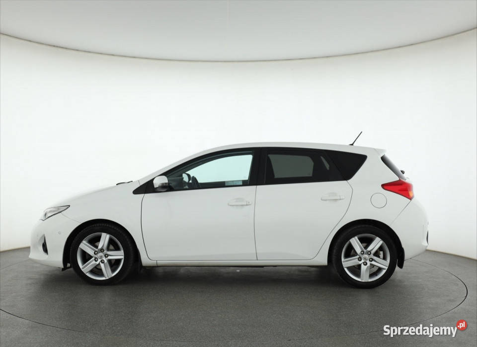 Toyota Auris 16 Valvematic asystent parkowania Piaseczno