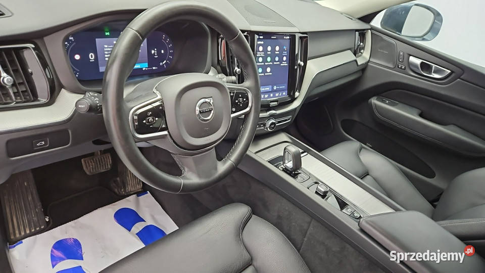 Volvo XC 60 B4 D AWD Plus Bright aut Z Polskiego diesel Warszawa