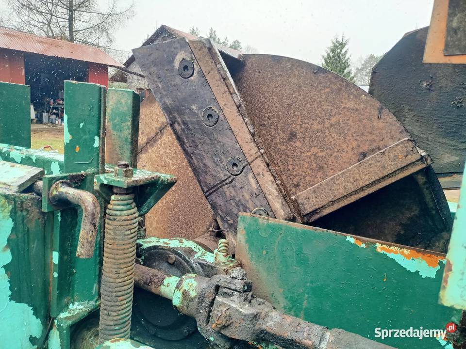 Rębak spalinowy do gałęzi Wola Zarczycka