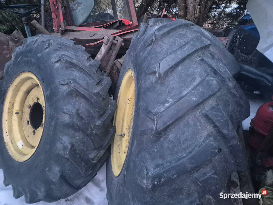Koła do ładowarki rolnicze rozmiar 1218 2 Bucze sprzedam