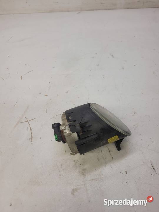 HALOGEN LEWY PRZÓD AUDI A4 B6 CABRIO 8H0941699A osobowe Lampy przeciwmgielne Przystajń