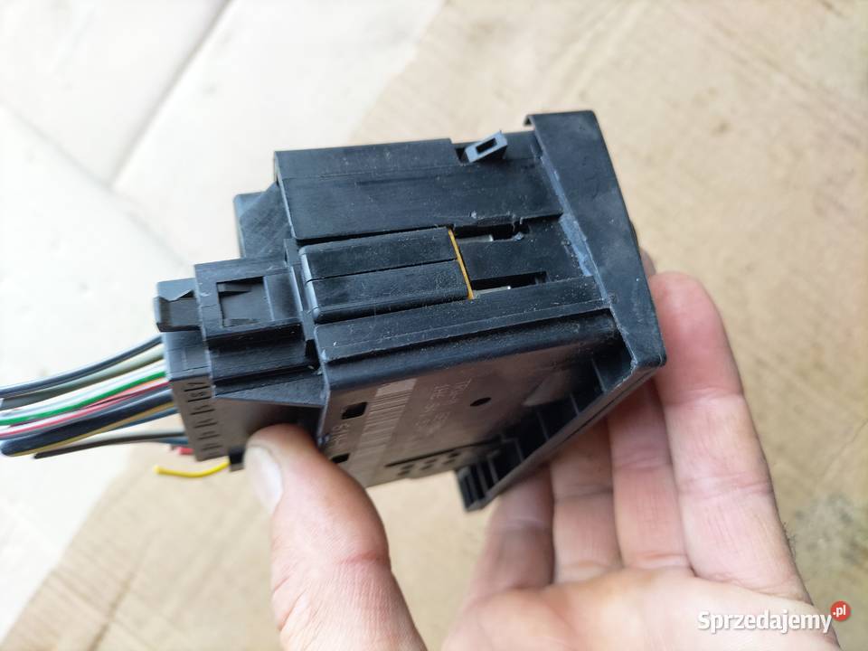 VW GOLF 3 MK3 T4 T5 1H6941531WŁĄCZNIK WYŁĄCZNIK Kamień-Kolonia