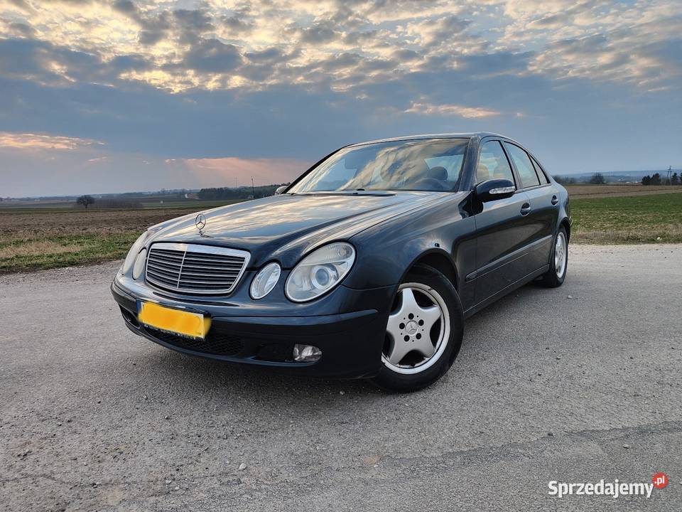 Mercedes w211 22 CDI 136 2002 Manual 2kpl kół MP3 świętokrzyskie Bogoria sprzedam