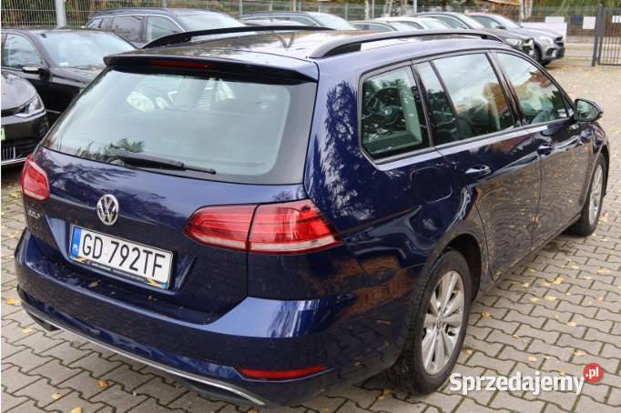 VOLKSWAGEN GOLF 2019 1598 ccm 115 Warszawa