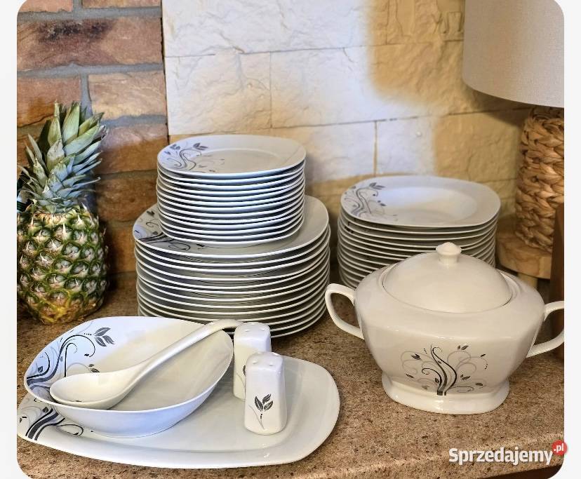 319 Zestaw obiadowy 43 elementy na 12 osób VC460 Zabrze