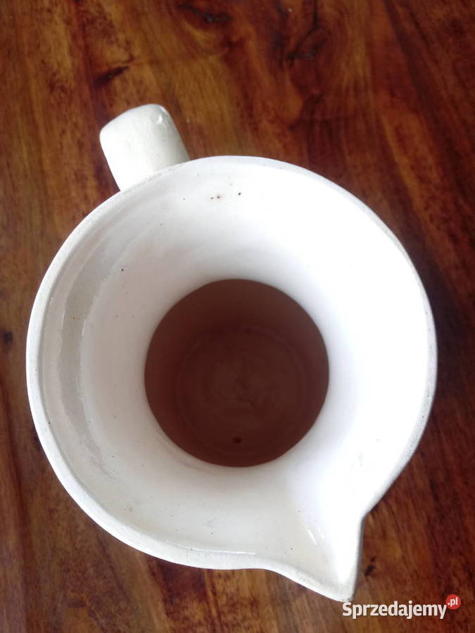 ceramiczny gliniany dzbanek wazon z uchem Piotrówek