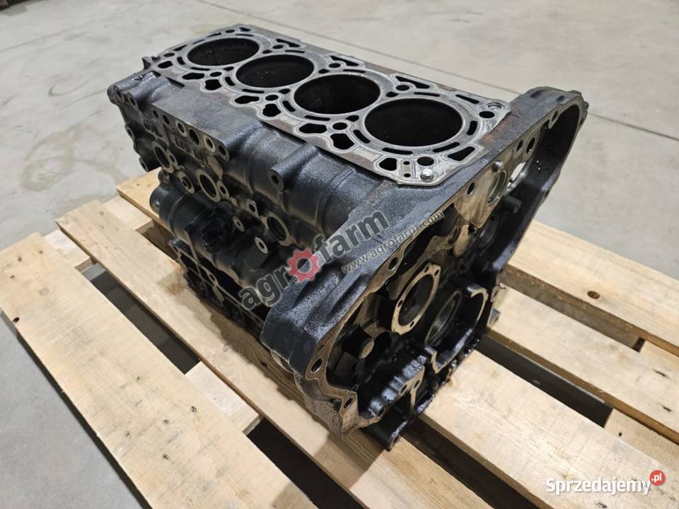 Blok silnika Kubota M7040 M7060 M6060 sprzedam