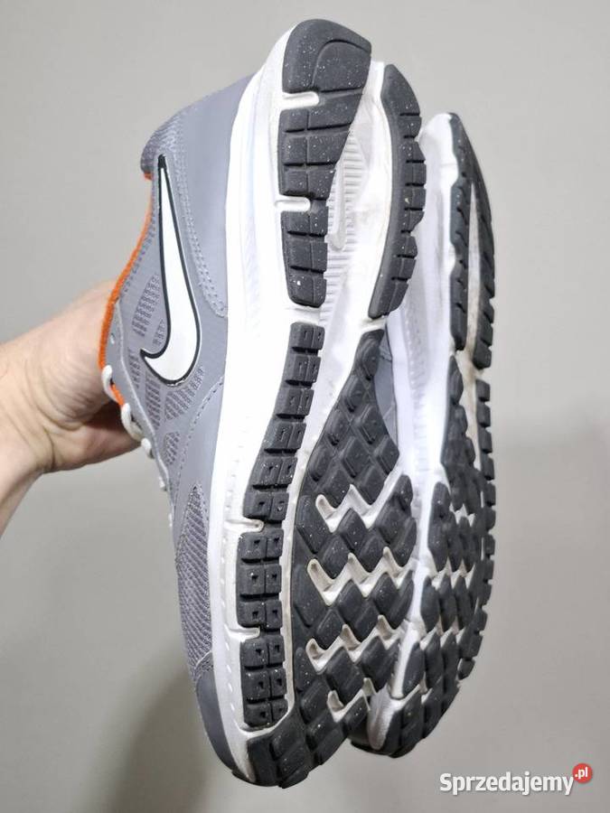 Nike 40 buty sportowe fitness siłownia bieganie szary/srebrny Obuwie sportowe sprzedam