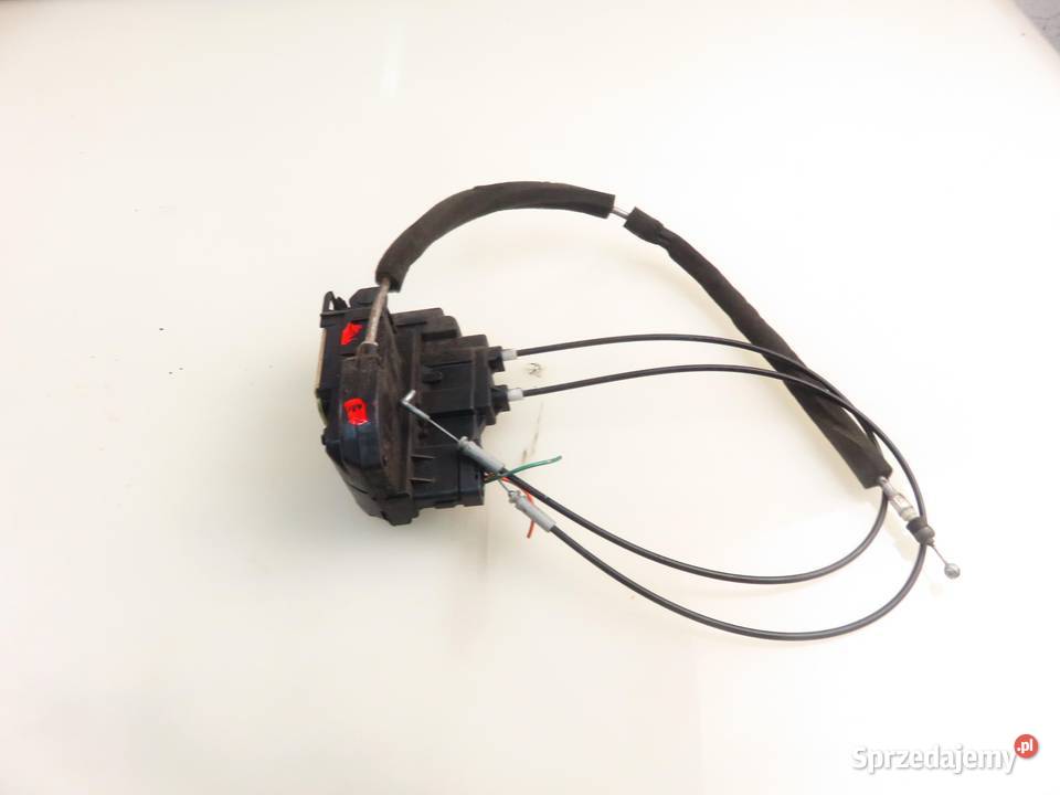 ZAMEK PRAWY PRZEDNI NISSAN VERSA I sprzedam