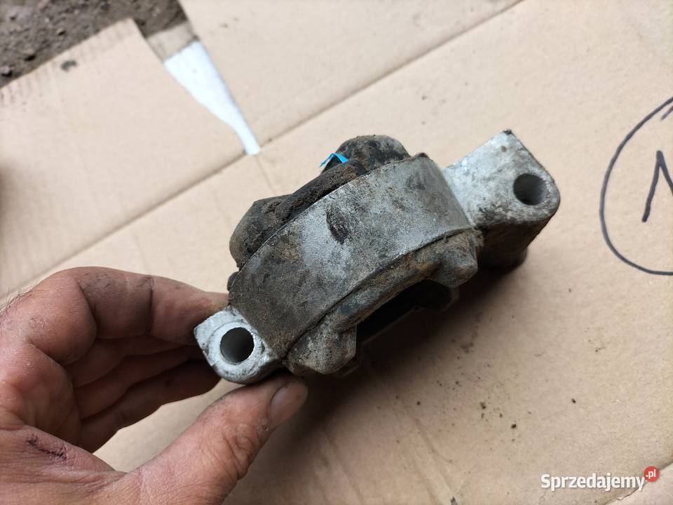 Audi 80 B3 B4 Poduszka skrzyni biegów 893399151A lubelskie Kamień-Kolonia