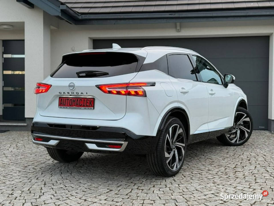 Nissan Qashqai TEKNA NAGŁOŚNIENIE PREMIUM BIAŁA 158KM Kamienna Góra