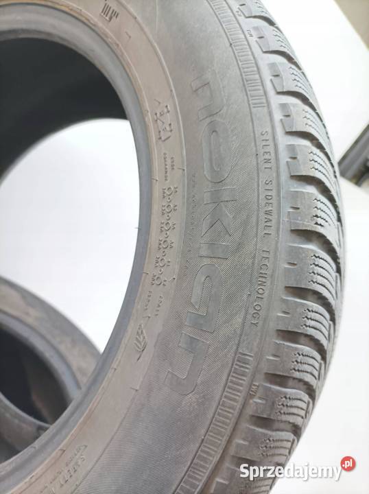 2x OPONA ZIMOWA NOKIAN WR D3 21560R16 0216500 sprzedam