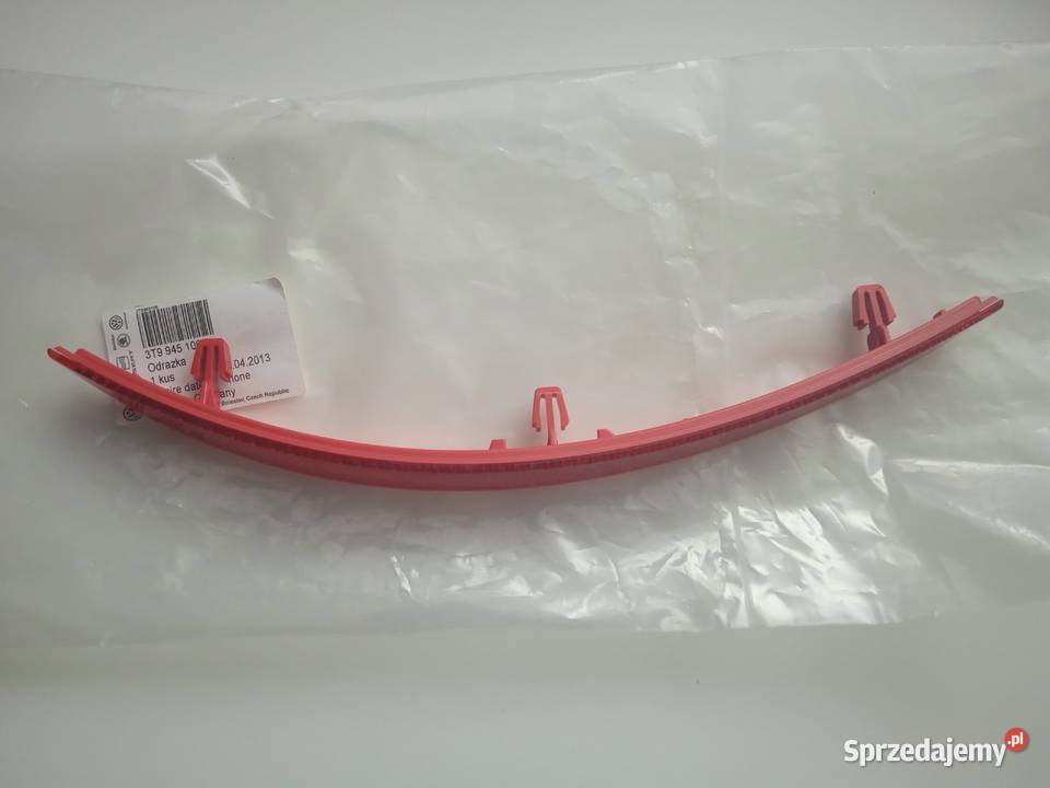 Odblask prawy Skoda Superb II kombi 3T0945106 Marki