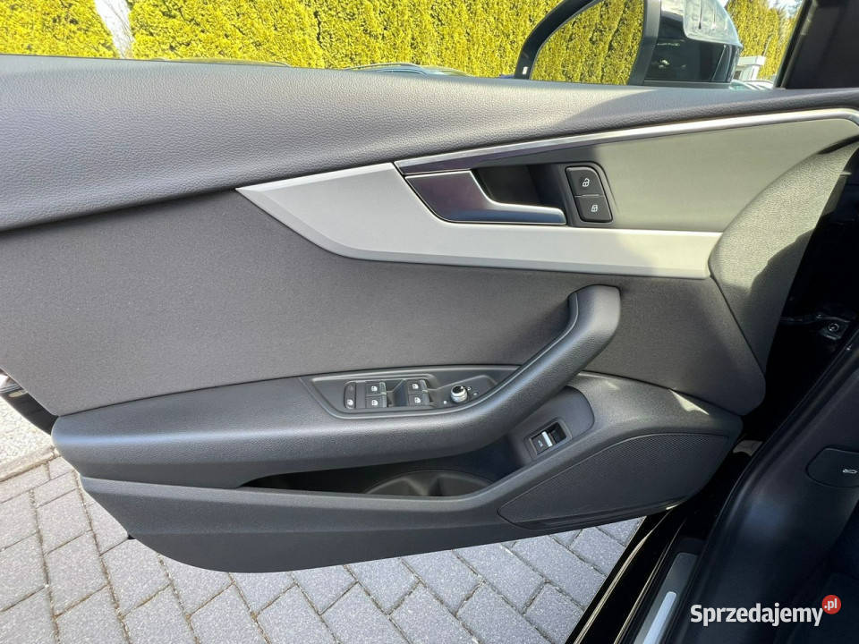 Audi A4 Avant 20 TDI Automat KeyLess FullLED B9