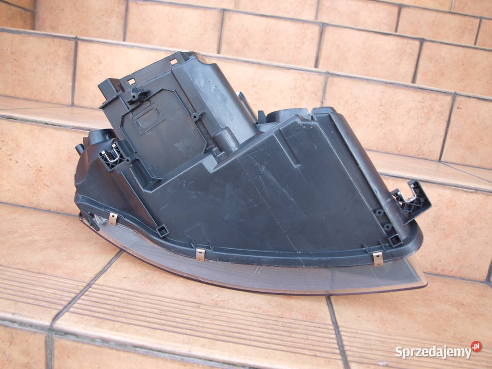 Audi A3 lampa lewa przód zwykła 2003 2008r Kalisz