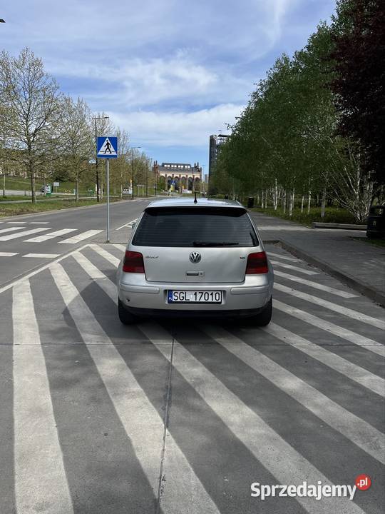 Golf 4 benzyna 16 SR Katowice