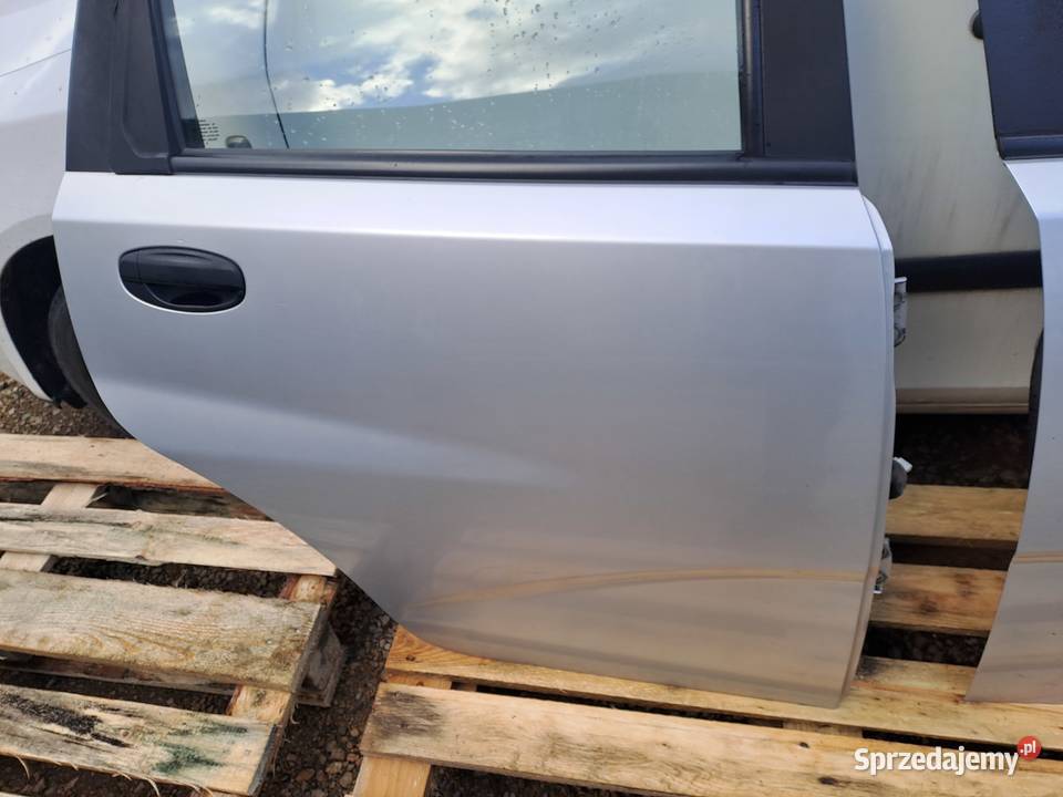 Chevrolet Aveo T250 HB 5D drzwi klapa tył Jastrzębie-Zdrój