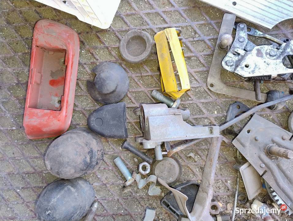 Opel Kapitanklamki i inne Wrocław