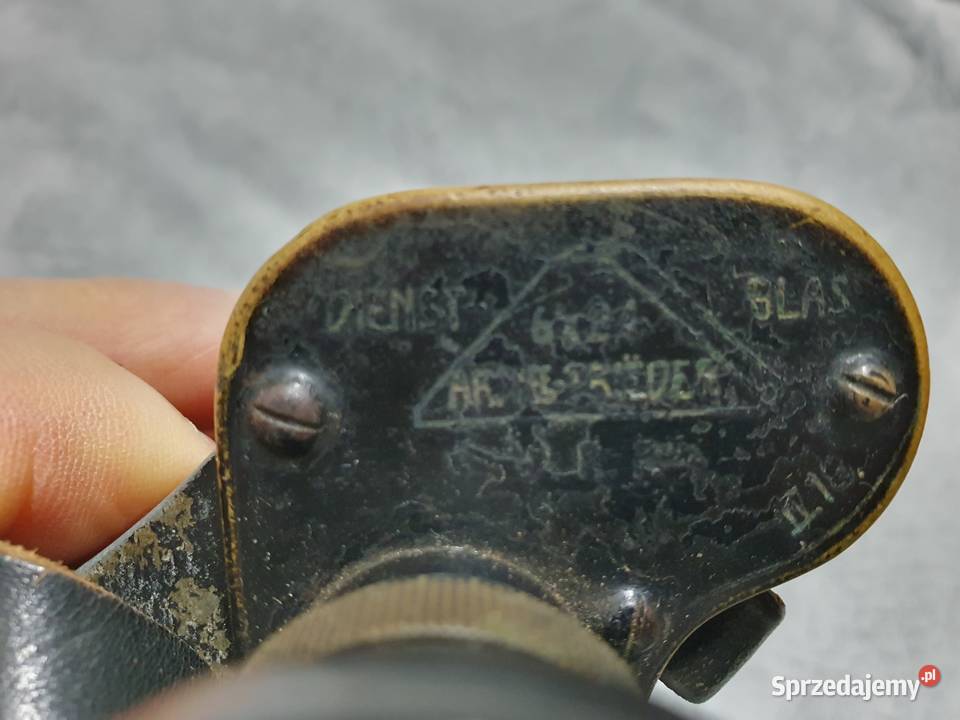 Lornetka Szwajcarska powojenna z opakowaniem