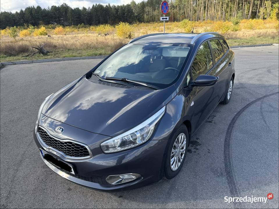 KIA Ceed 2014 16 CRDI 230 Przebiegu Polski salon