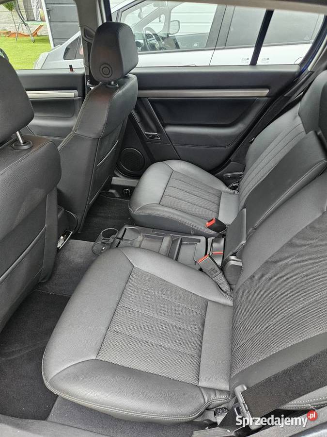 Opel Signum 2008 model 18 140 pierwszego Gomunice