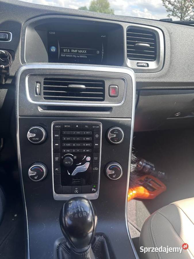 Volvo V60 20 d3 2014 Łapy