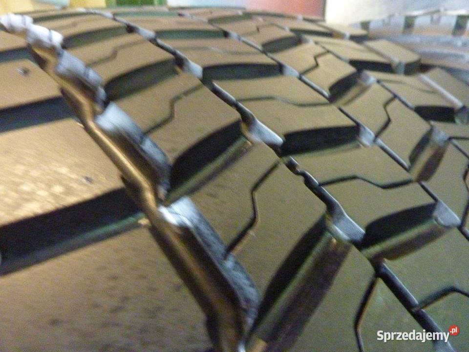 4x Opona używana ciężarowa 31545R225 BRIDGESTONE