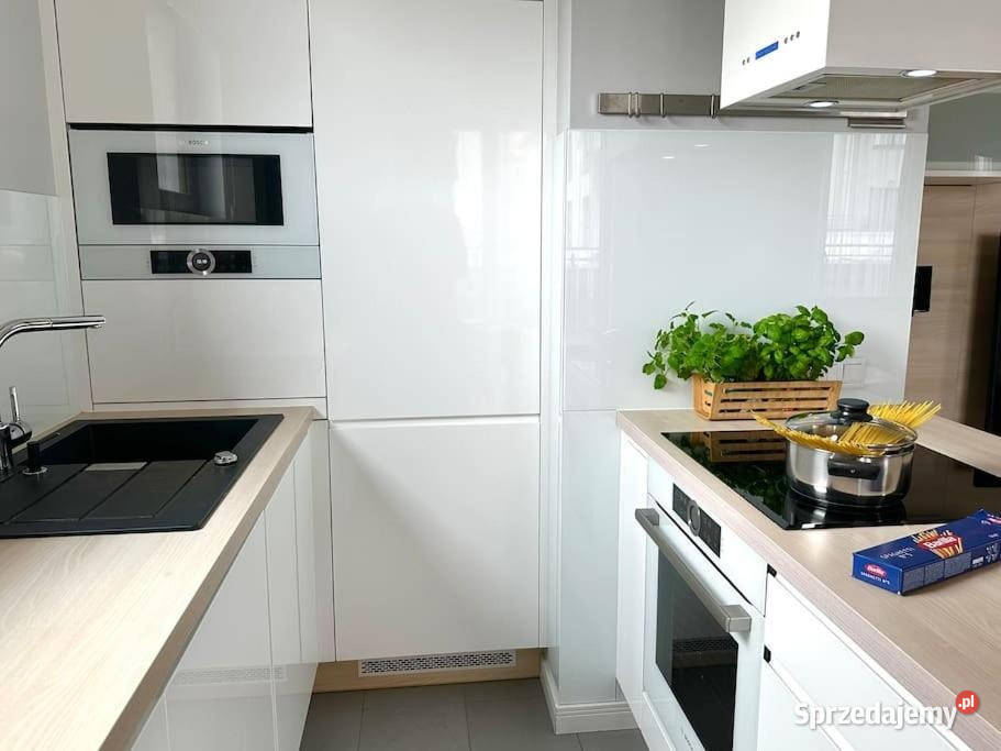 Jasny apartament 70m 2 sypialnie balkon i 70m2 Nieruchomości Warszawa